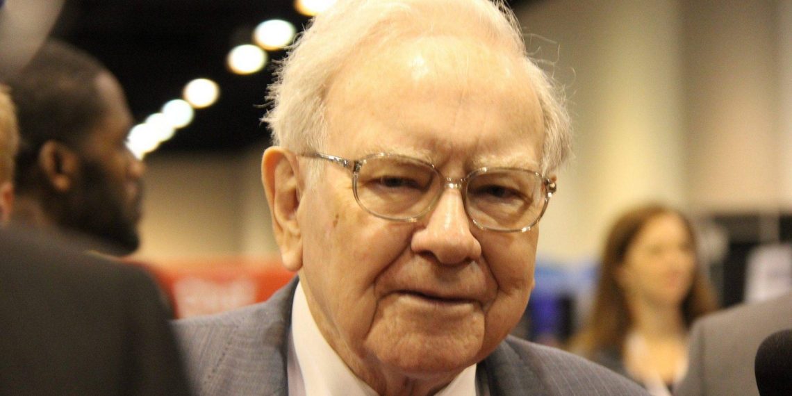 Dieses Zitat von Warren Buffett solltest du dir für 2025 hinter die Löffel schreiben!