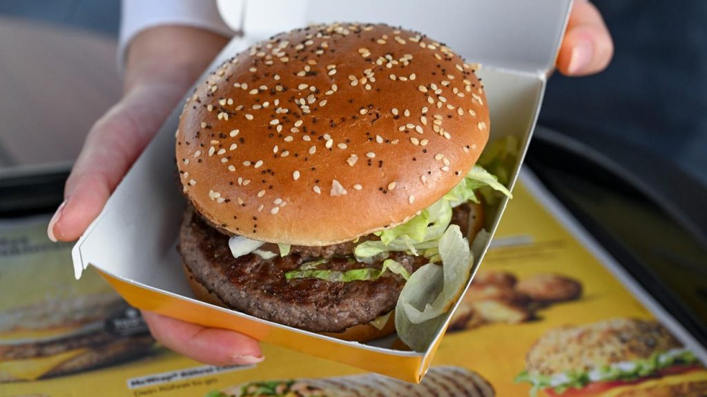 Nachhaltigkeit: Umwelthilfe kritisiert fehlende Mehrwegoptionen bei Fast-Food-Ketten