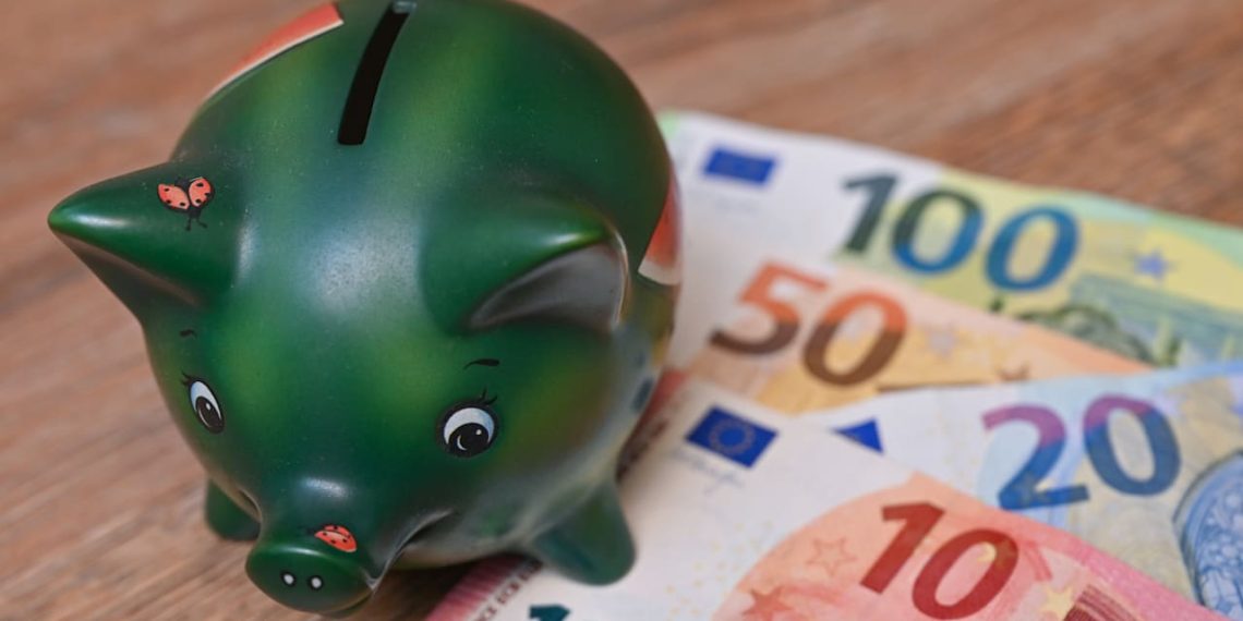 Reich wie nie: Deutsch haben fast 10 Billionen Euro Vermögen angespart | Leben & Wissen