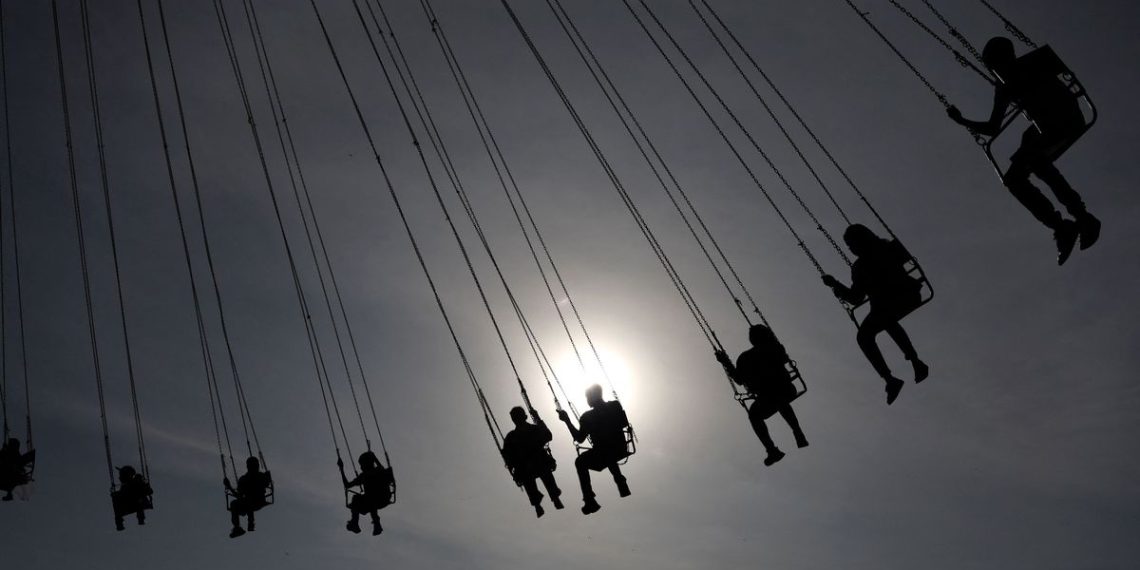 500-Kilo-Metallring aus dem All schlägt in kenianischem Dorf ein