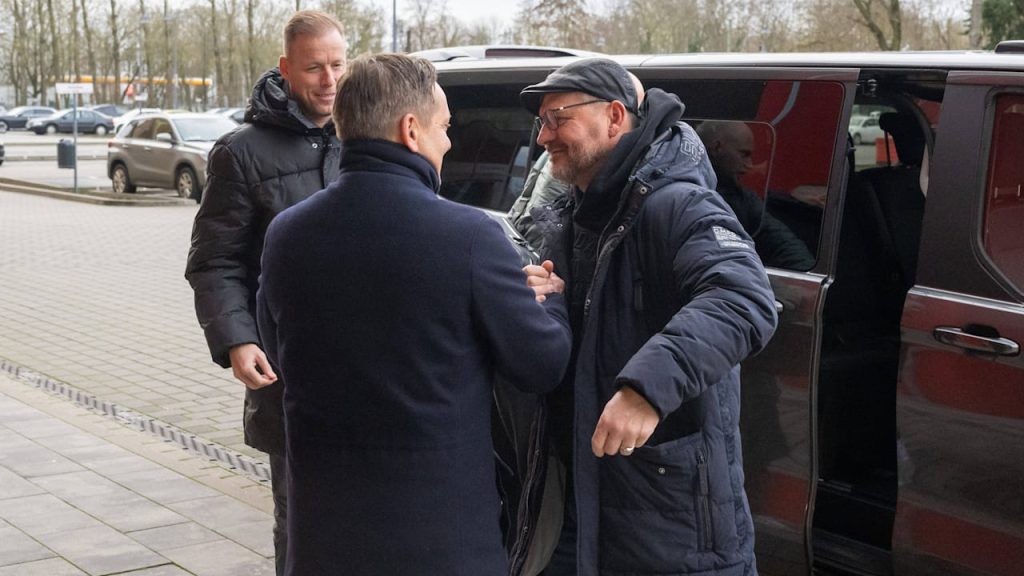 Union Berlin: Erstes Foto vom neuen Trainer Steffen Baumgart | Sport