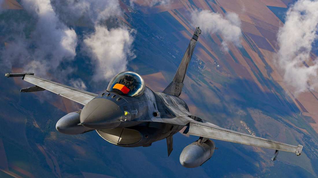 F-16 Fight-Jets Start von Drohnen aus Russland