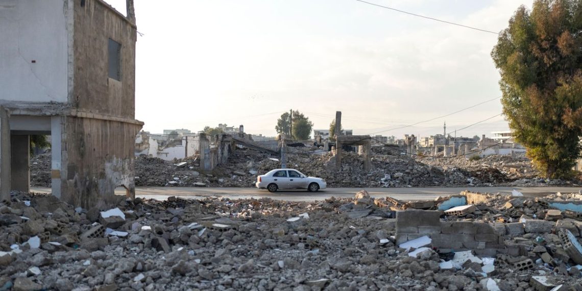 Syrien: Murhaf Abu Kasra ist neuer Verteidigungsminister – DER SPIEGEL