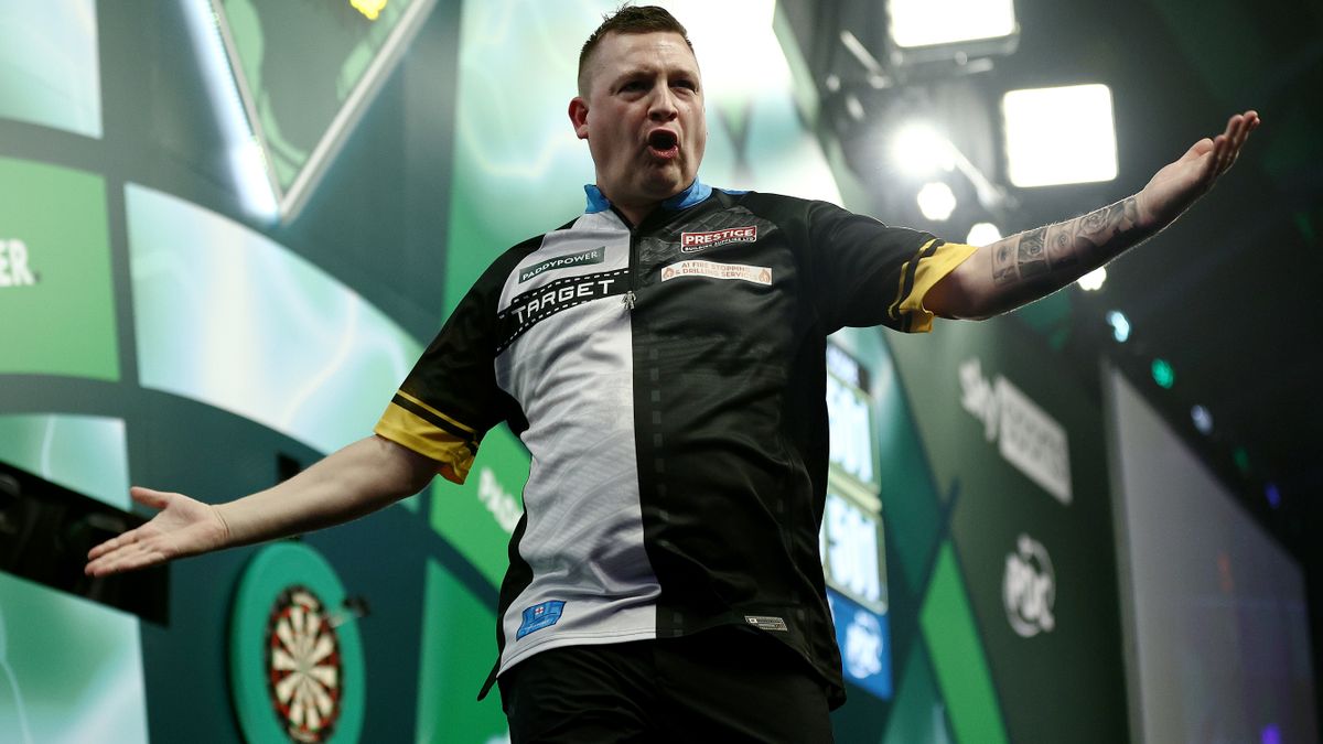 Darts-WM 2025: Chris Dobey gewinnt gegen seine Nervosität – und Gerwyn Price