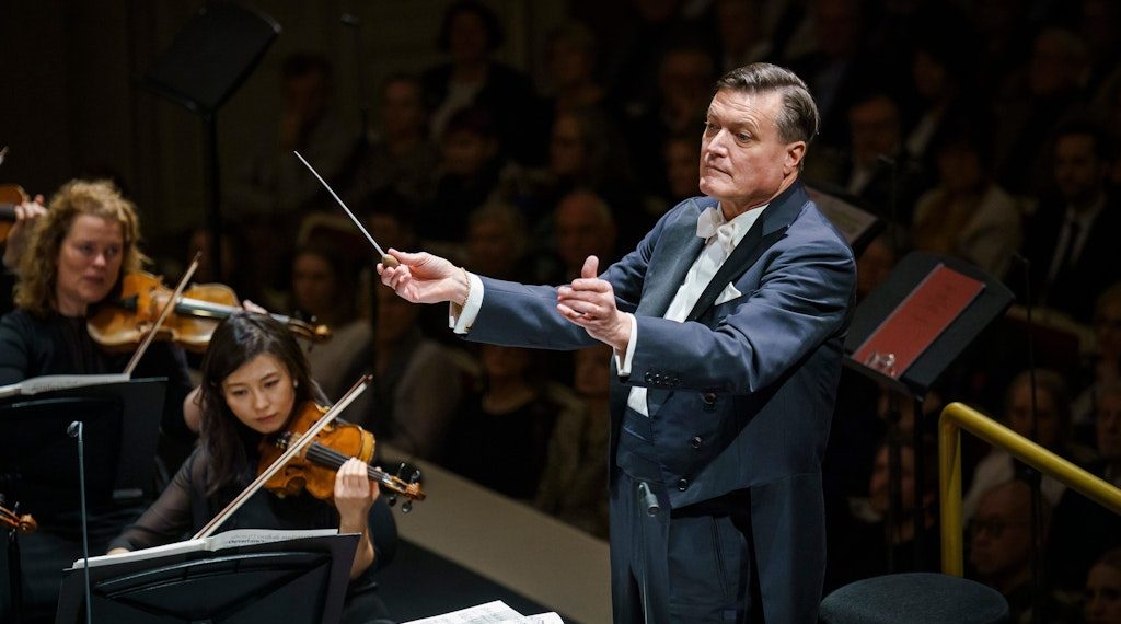Christian Thielemann verletzt sich auf offener Bühne, blutet