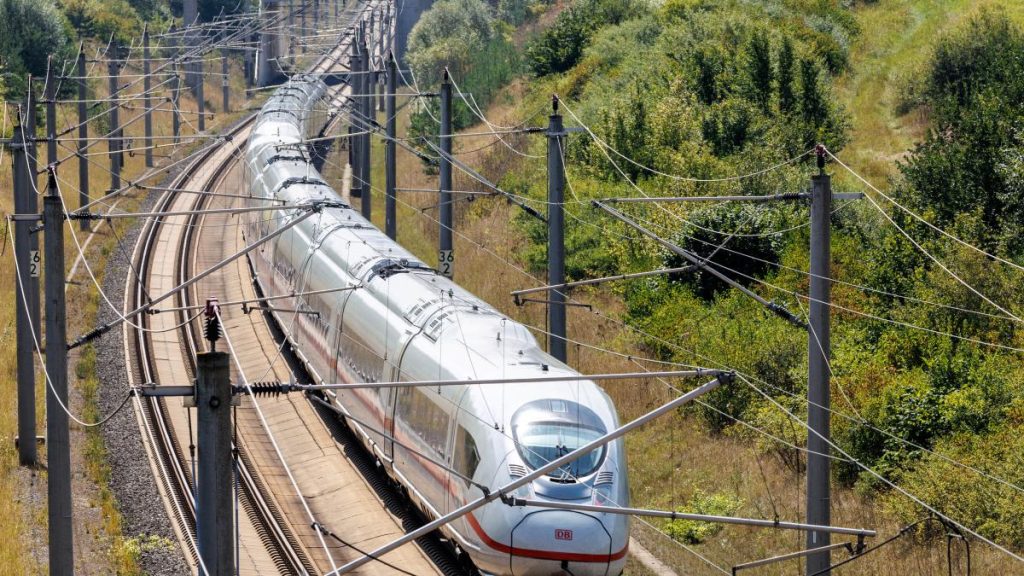 Deutsche Bahn: Mehr als jeder dritte Fernzug hat Verspätung – schlechtester Wert seit 21 Jahren