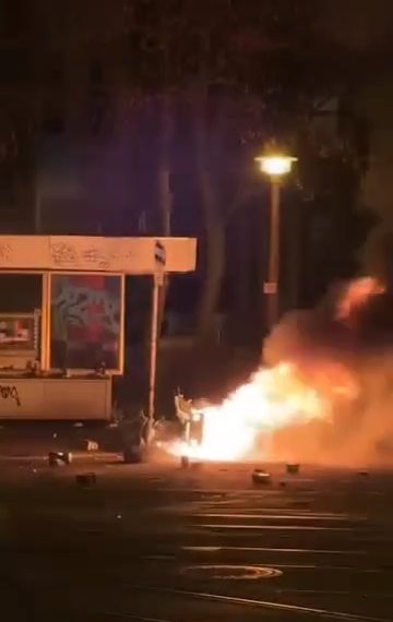 einiges zu tun zum Jahreswechsel für die Feuerwehr und Polizei in Halle (Saale) – Du bist Halle