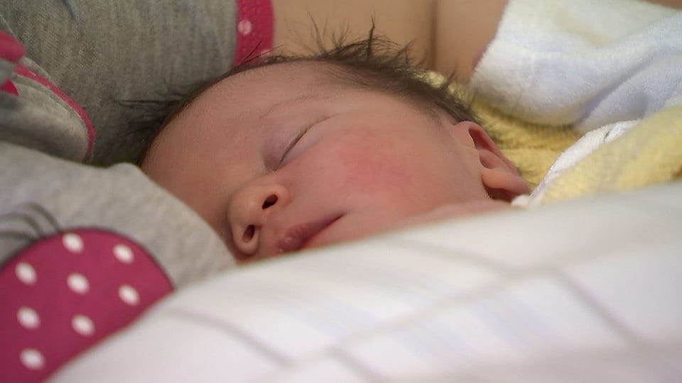 Sachsens Neujahrsbaby Frieda kommt noch mit dem Feuerwerk auf die Welt