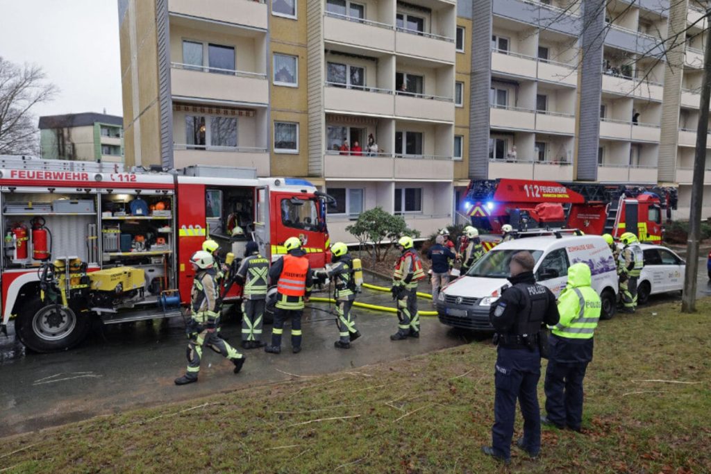 Landkreis Zwickau: Tür muss notgeöffnet werden