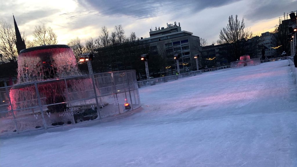 „Wiesbaden on Ice“ ab 10 Uhr wieder geöffnet ➤ Hessen am Morgen: Die Nachrichten im Ticker | hessenschau.de