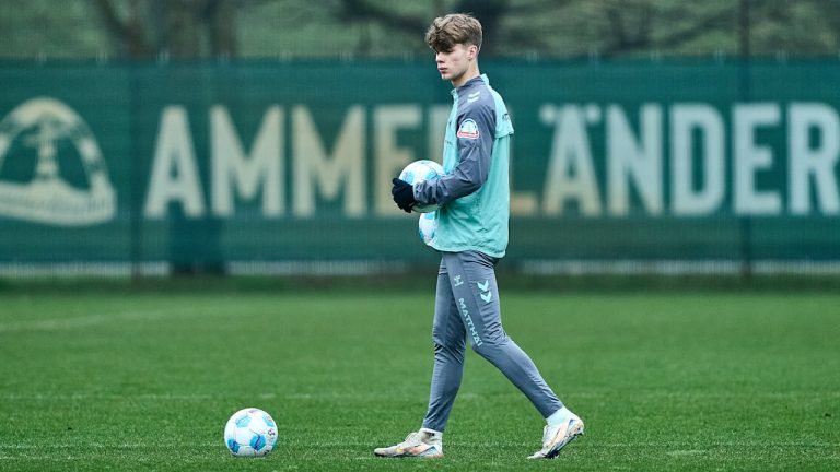 Werder Bremen: Malatini scheitert auch! Mit Verteidigungsbubi (17) nach Bayern | Sport