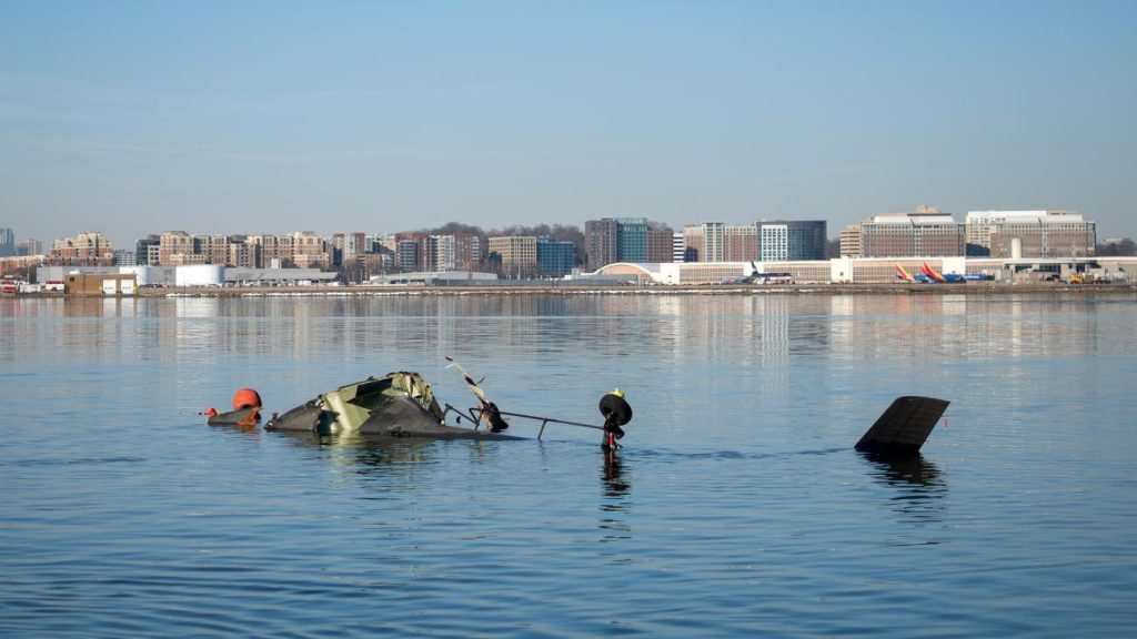 Flugzeugunfall in Washington, DC: Donald Trump ist die Schuld der Hubschrauber -Crew