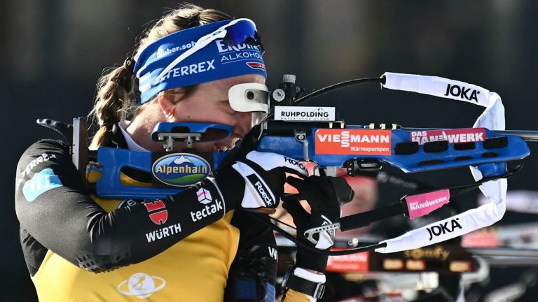 Biathlon World Cup 2025 heute im kostenlosen Fernsehen: Wer überträgt die Mixed Relay Live? | Sport