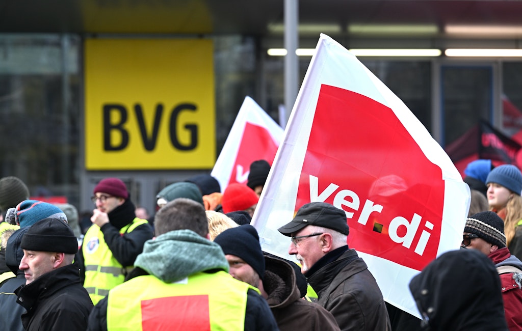 Union droht mit einem unbegrenzten BVG -Streik