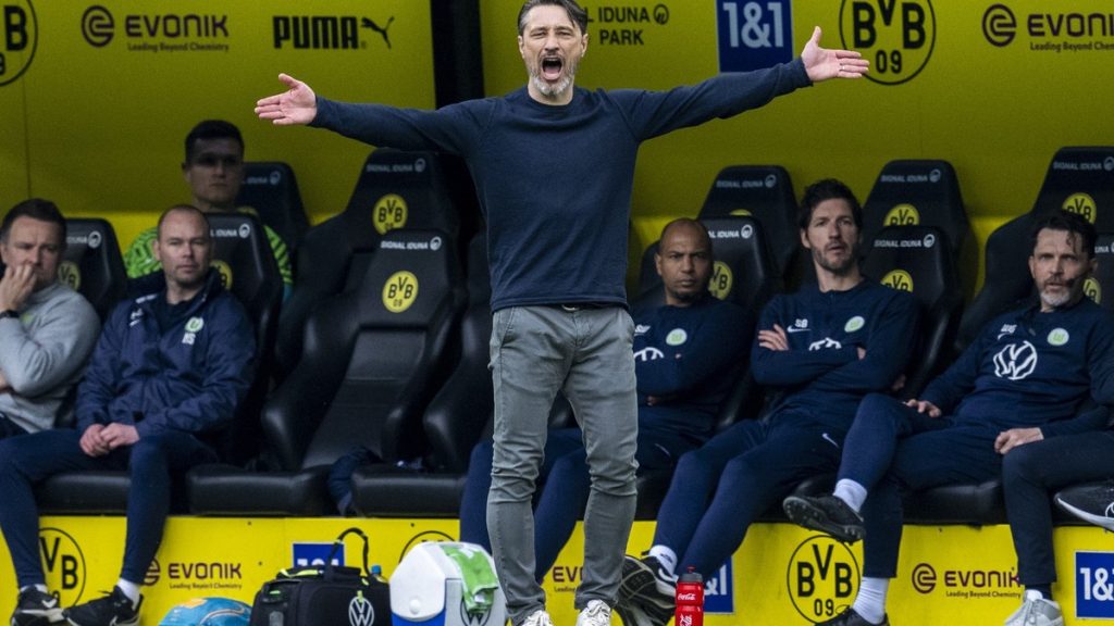 Der neue Trainer Niko Kovač erlebt bei der Ankunft in Dortmund ein Missgeschick