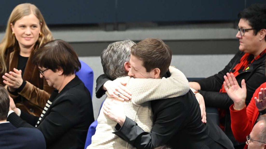 Kühnert verabschiedet sich vom Bundestag