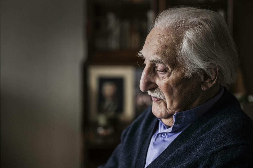 Holocaust Survivor schreibt an Merz: „Bleib menschlich, Mr. Merz“