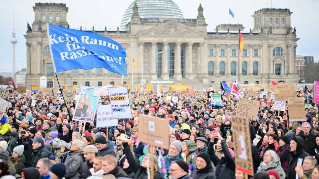 Berlin: Die Polizei quantifiziert die Anzahl der Teilnehmer an der „Brandmauer“ -Demo bei 80.000