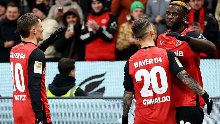 Mit Victor Boniface als Opener! Bayer Leverkusen bleibt mit Hoffenheim am FC Bayern weiter