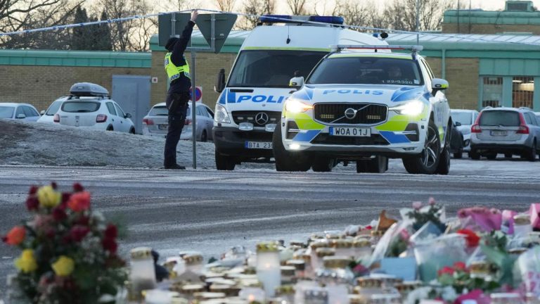 Blutpool an der schwedischen Schule – Täter waren möglicherweise ein ehemaliger Schüler