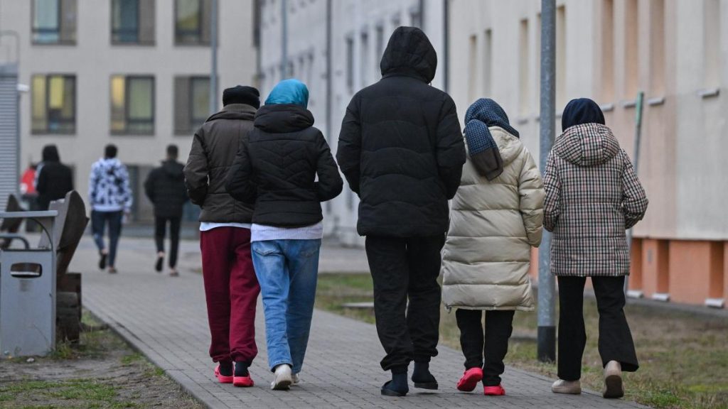 Städte und Gemeindevereinungen fordern „Atemraum“ bei der Einnahme von Asylbewerbern