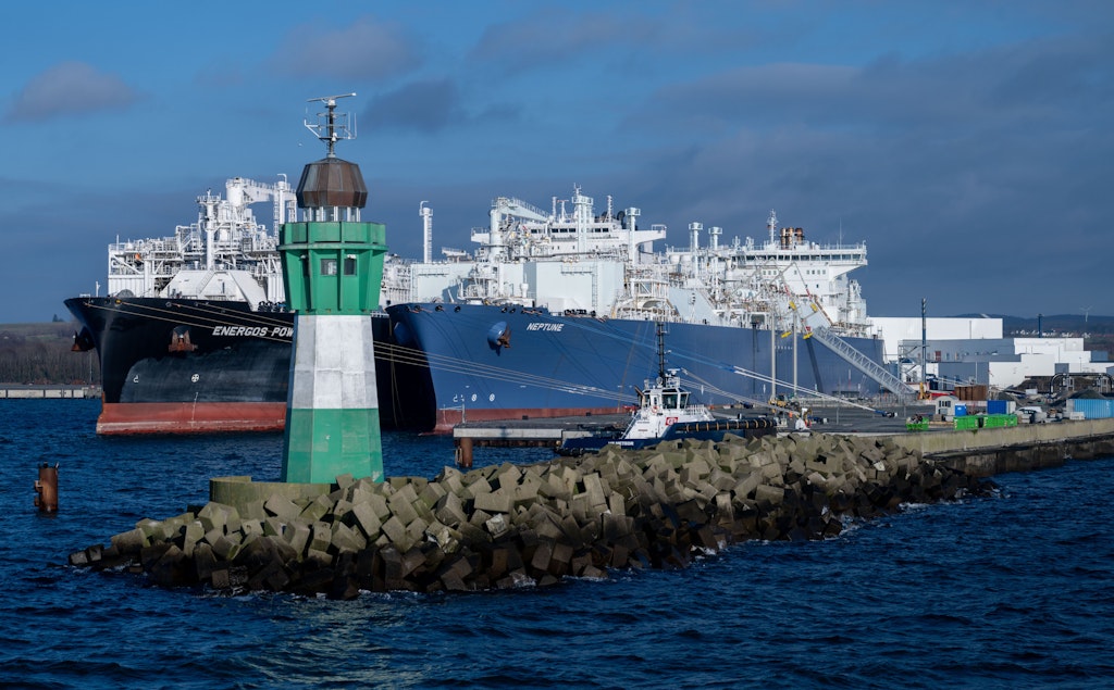 Der Betreiber steigt auf LNG -Schiff aus Rüggen aus