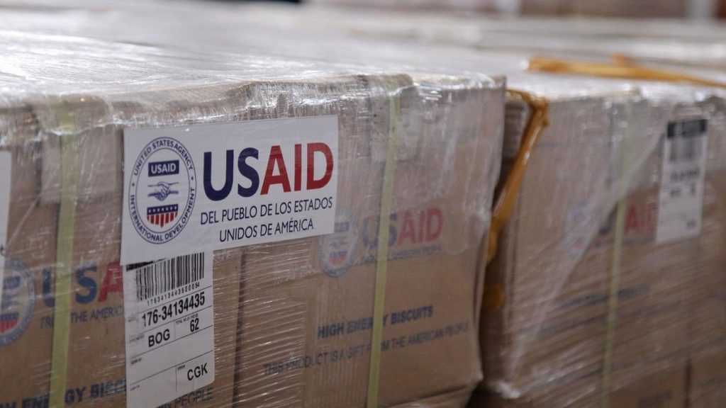 Trump und Musk gehen weiterhin gegen Entwicklungsarbeiter aus USAID