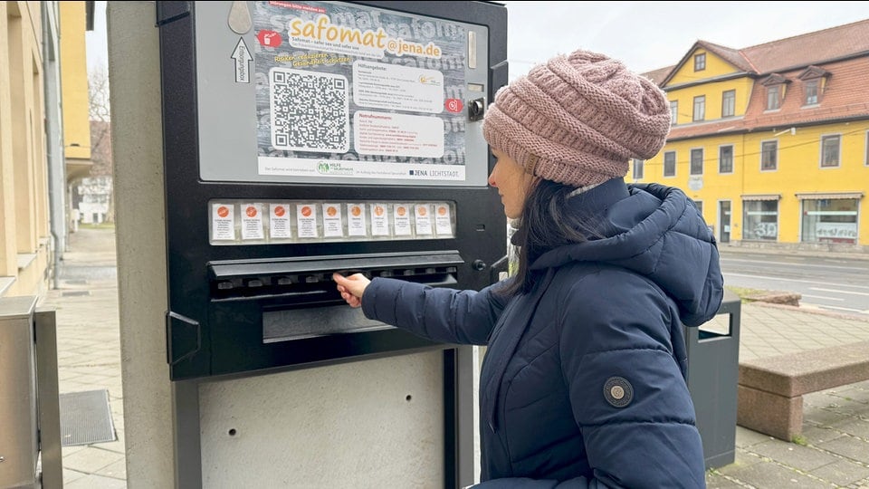 Jena: Erste Maschine für Drogenutensilien eingerichtet