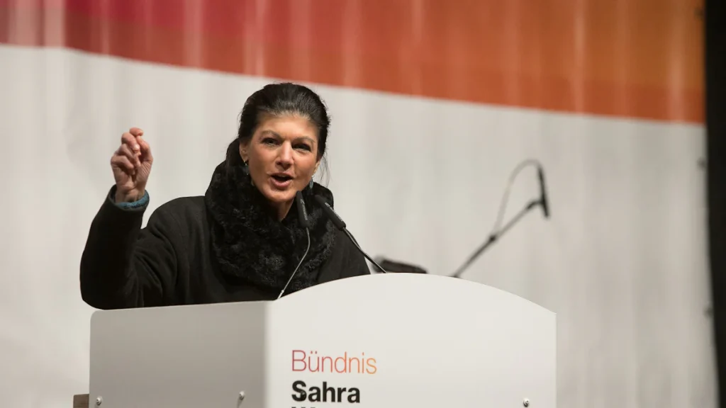 Sahra Wagenknecht wirbt BSW auf Marienplatz – München