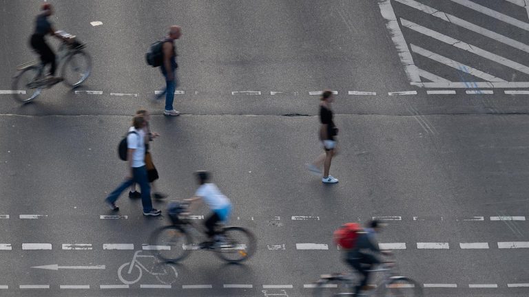 Kabinett entscheidet die Strategie zur Stärkung des Fußverkehrs