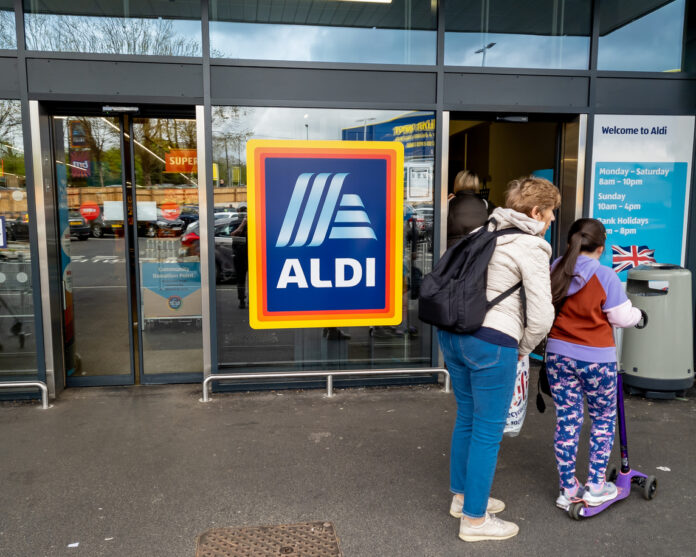 Die erste Aldi -Niederlassung führt jetzt 12 Euro -Eintrittsgebühren ein