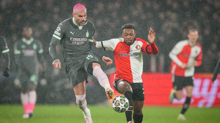 Überraschungsteam Feyenoord schlägt Mailand | sportschau.de