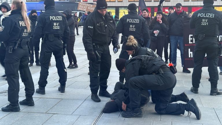 Neubrandenburg: 150 Demonstranten und eine Verhaftung | Ndr.de – news – mecklenburg -western pommerania