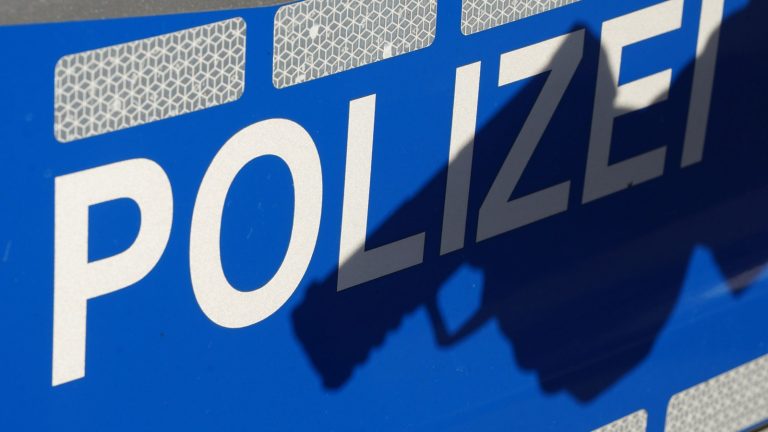 Polizei in Rating schießt auf Messerangriffe – Nachrichten