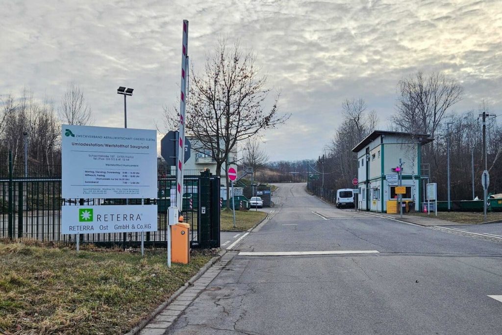 Schockfund auf dem Abfallhof in Freial (Sachsen): Babyliche entdeckt