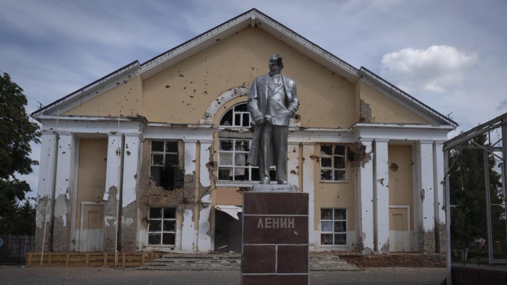 Die Ukraine berichtet nach einem Angriff auf Notunterkünfte in SUDSCHA tot