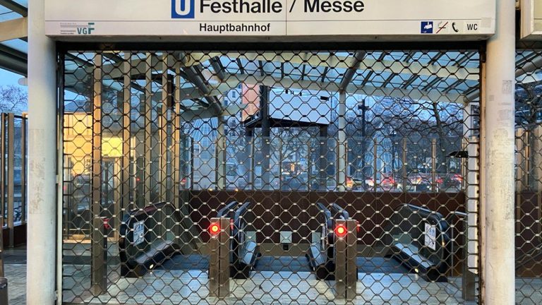 Der öffentliche Dienst steht im Streik: Keine U -Bahn in Frankfurt, Kindertagesstättenzentren | Hessenschau.de