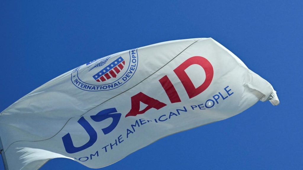 Die USA ziehen weltweit Tausende von USAID -Mitarbeitern ab