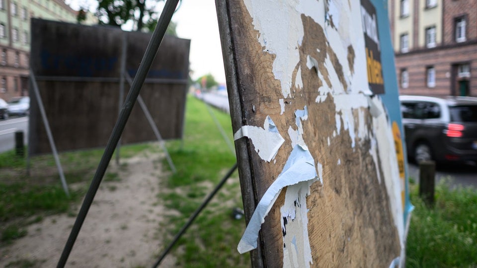 Bundestag-Wahl 2025: Hunderte von Wahlplakaten in Sachsen-Anhalt zerstört