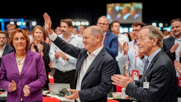 SPD Party Conference: Olaf Scholz erkennt Ampeln als „Abflug nach Deutschland“ aus
