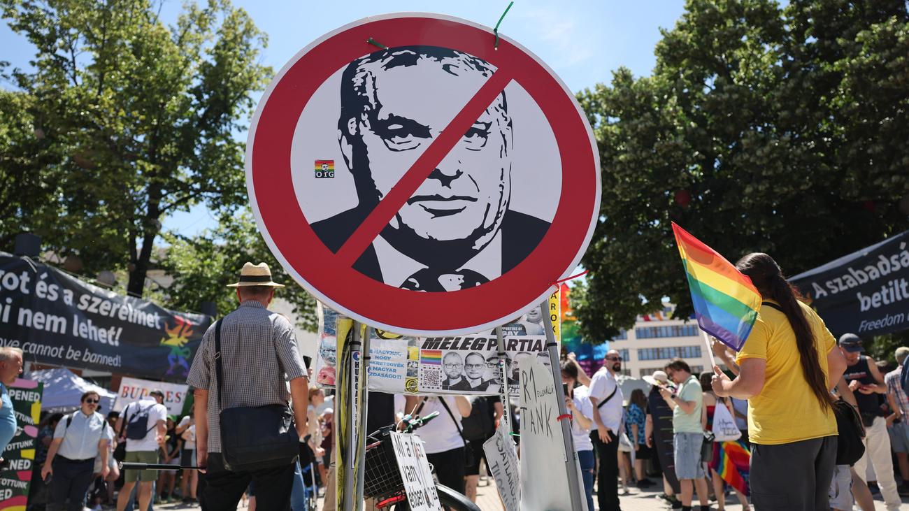 Ungarn: Zehntausende in Budapest, um die Pride Parade zu verboten