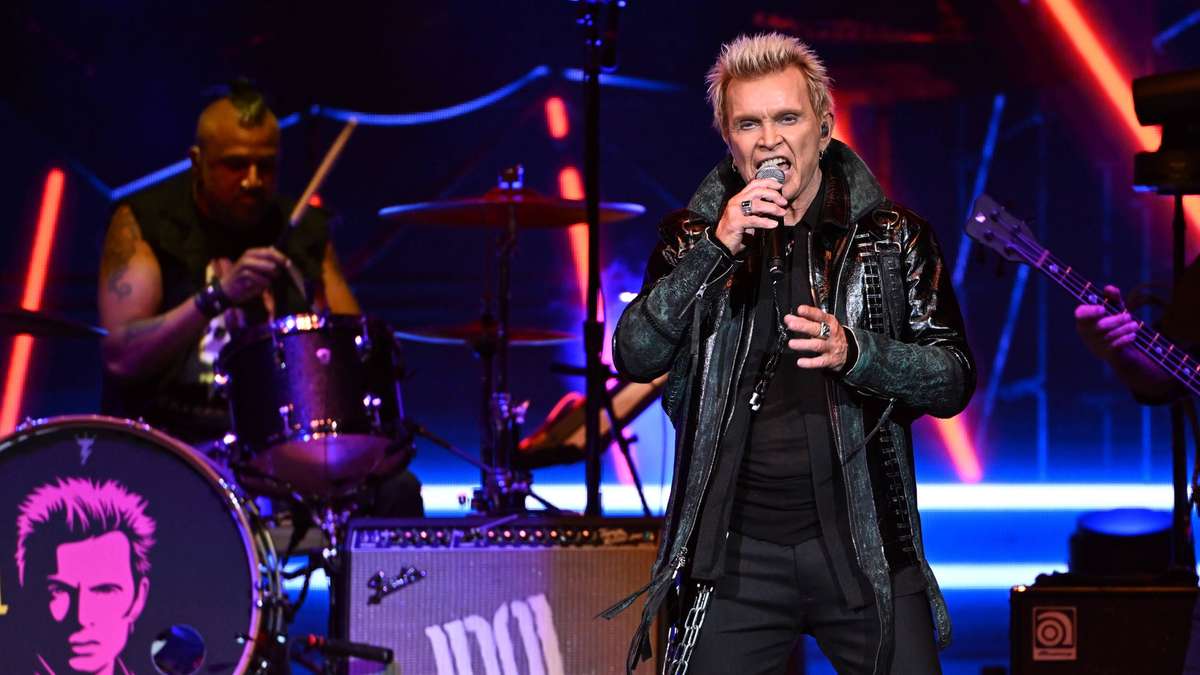 Billy Idol spielt in München Königsplatz – kurz zuvor überraschende Nachrichten