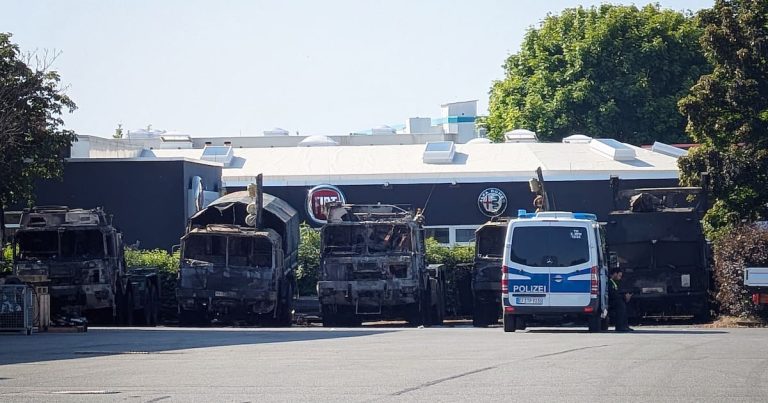 Der russische Propaganda -Kanal feiert den Brandstiftungsangriff auf Bundeswehr -Fahrzeuge in Erfurt