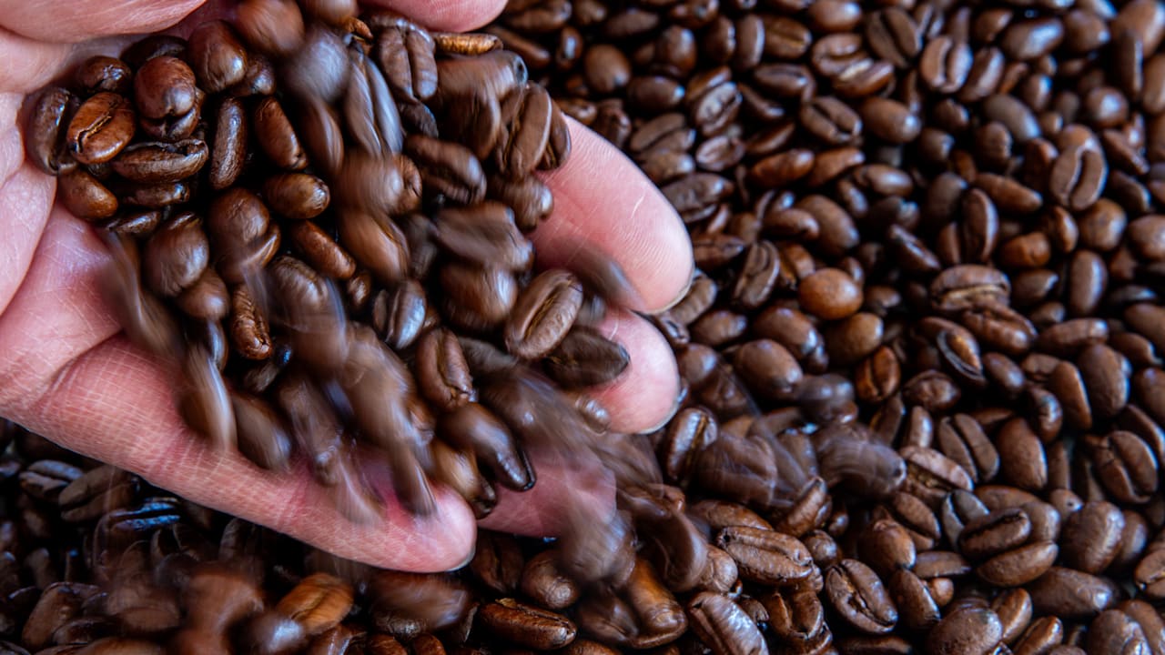 Kaffee erhöht! Edeka bedroht Jacobs mit Boykott | Leben & Wissen