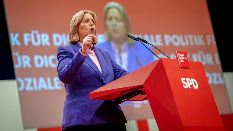 Umgang mit Vorgänger Esken: Bärbel Bas kritisiert SPD auf der Partykonferenzstufe