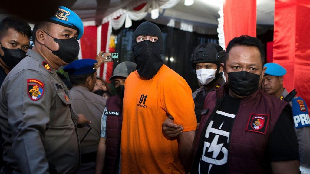 Melbourner Underworld vermutet: Drei Australier droht die Todesstrafe nach Schüssen auf Bali Melbourner Underworld vermutet: Drei Australier droht die Todesstrafe nach Schüssen auf Bali