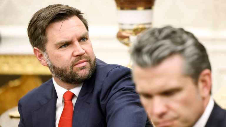 Nach der Langeweile Club World Cup: JD Vance will Fußball-11-Freunde revolutionieren