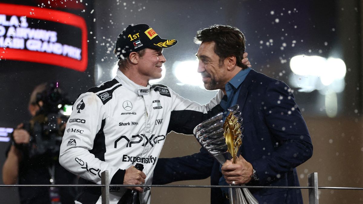 (S+) Formel 1 trifft Hollywood: Lewis Hamilton Trains für den Film »F1« Brad Pitt – Spiegel