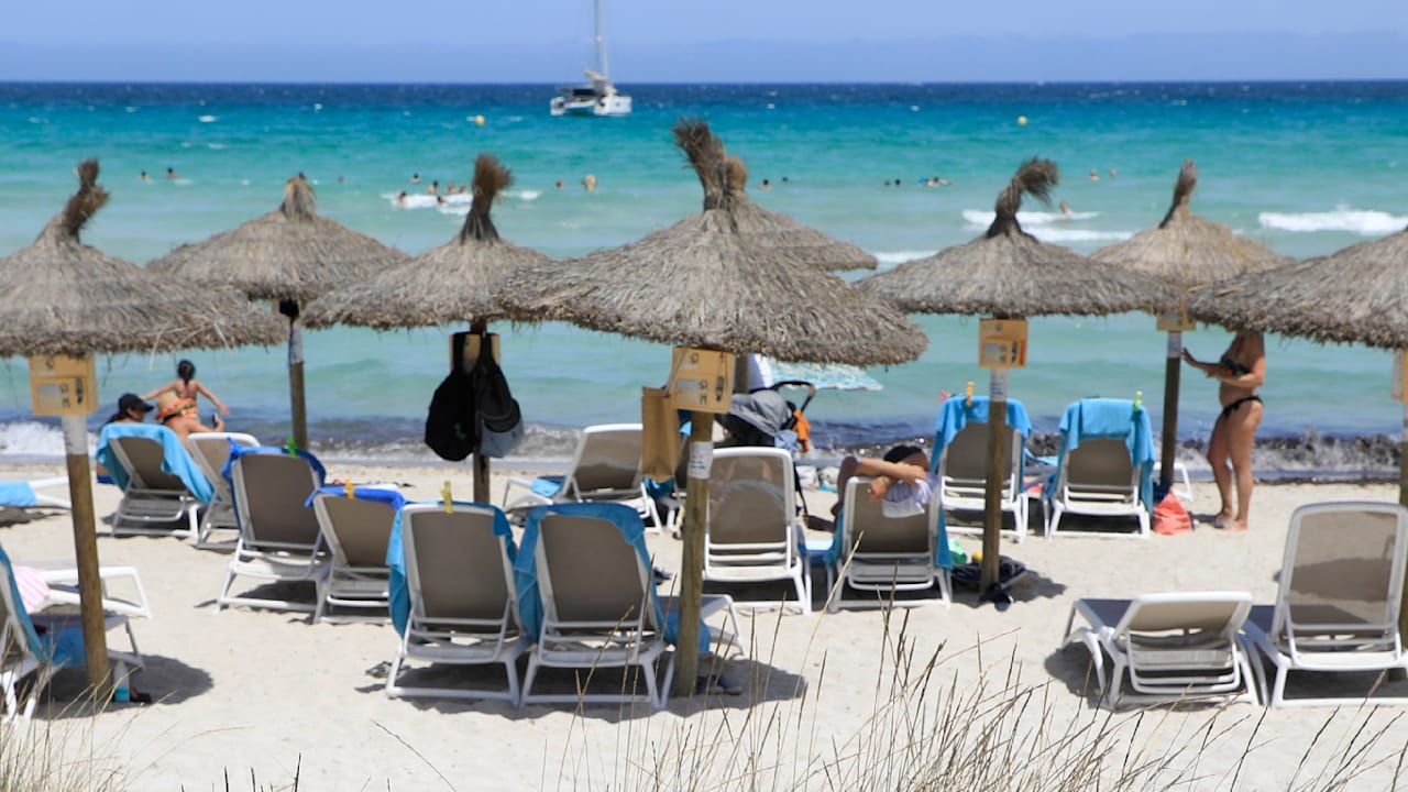 Urlauber und Hoteliers Sauer: Sun Lounger Notfall am Strand in Mallorca | Nachricht