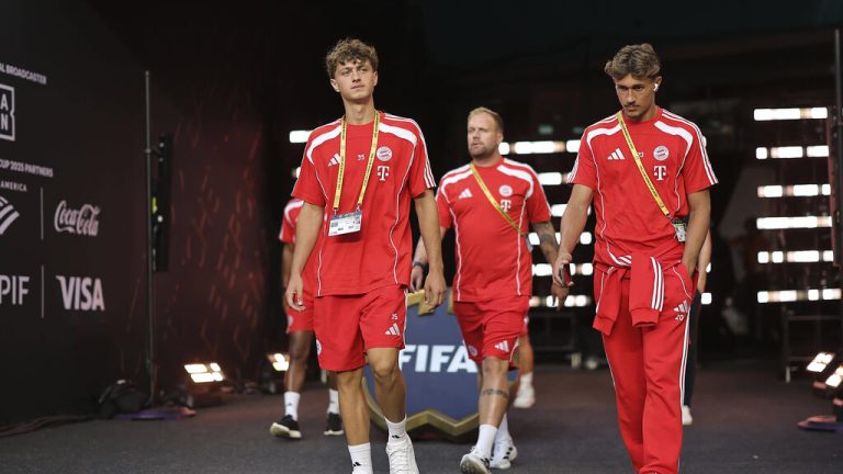 Bayern -Talent reist für Gespräche